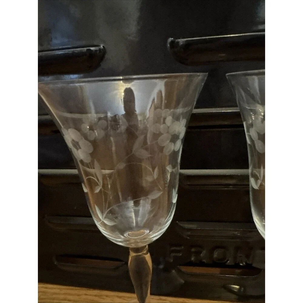 Glasses Floral Etched Wine Water Goblets Stem Victorian 8.5” Vtg Elegant Luxury